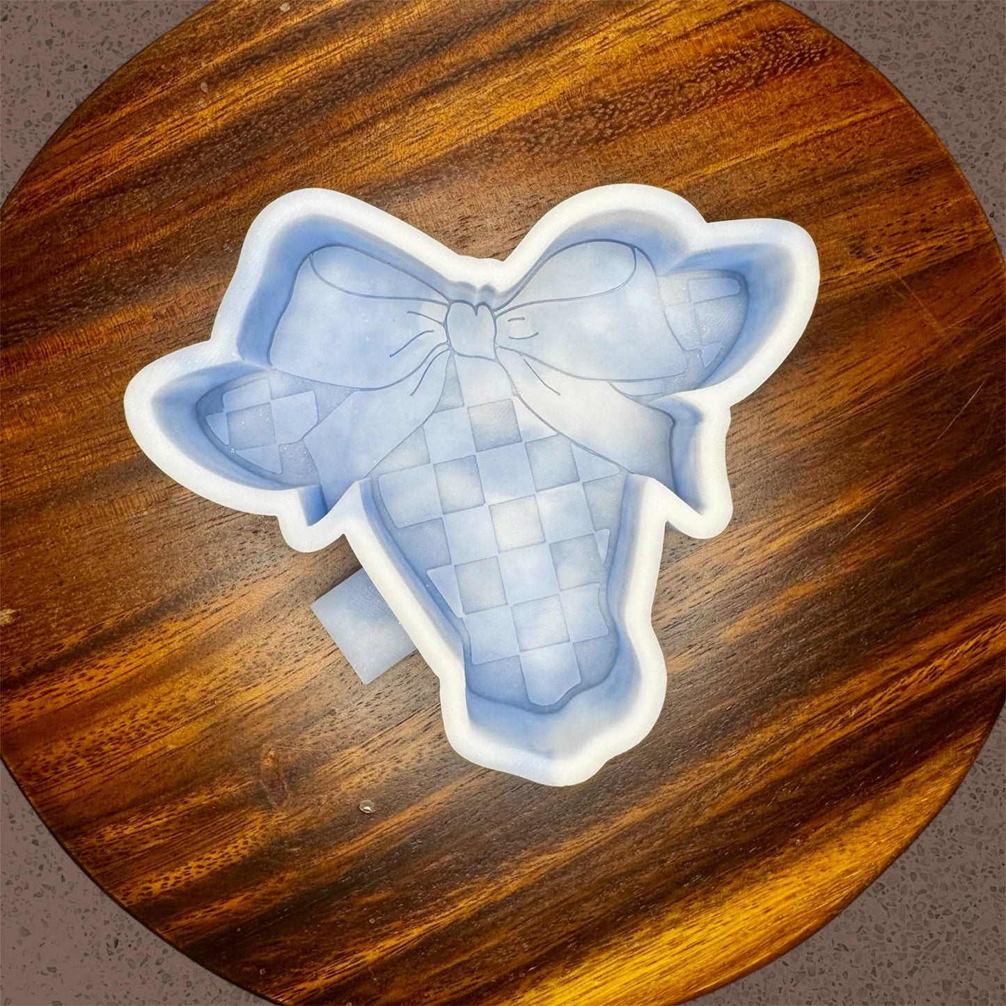 Checkered Cow Head with Bow RTS