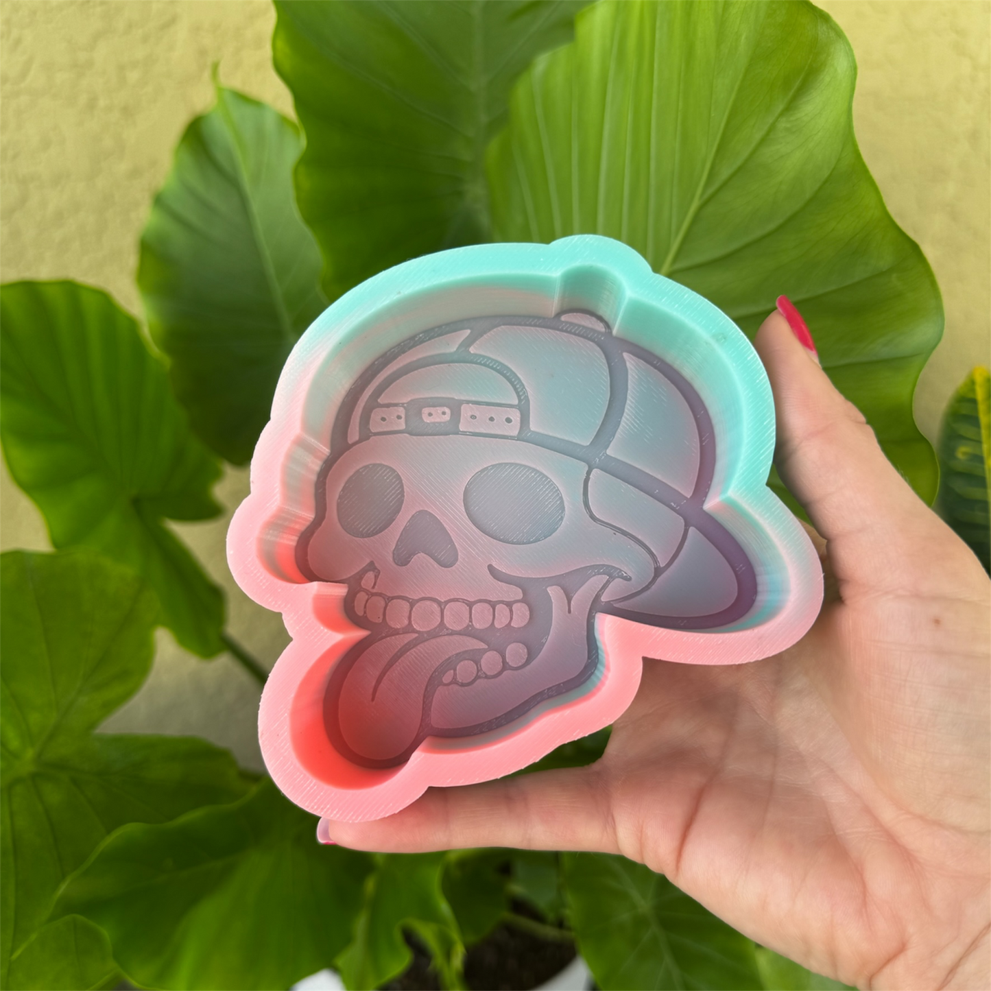 Tongue Skull with Ballcap RTS
