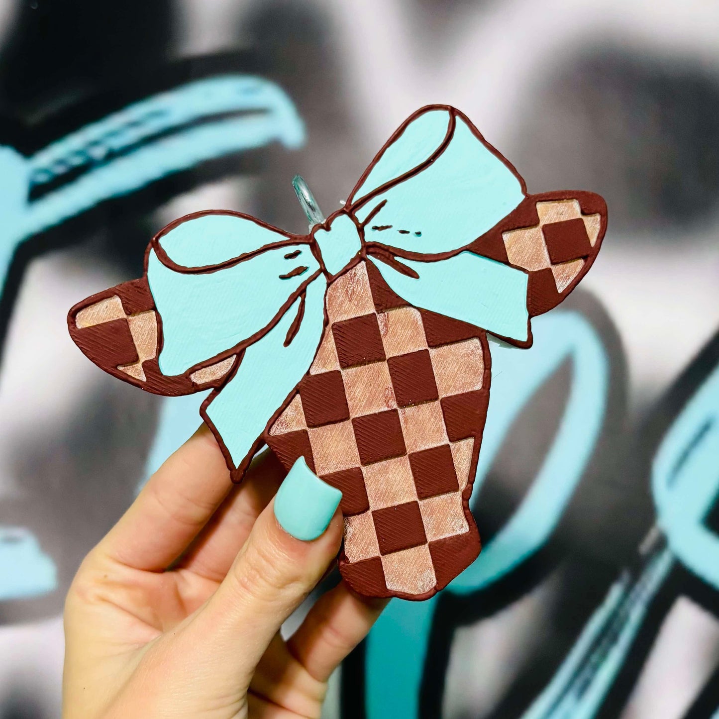 Checkered Cow Head with Bow