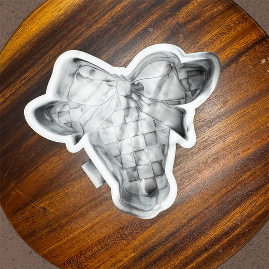 Checkered Cow Head with Bow RTS